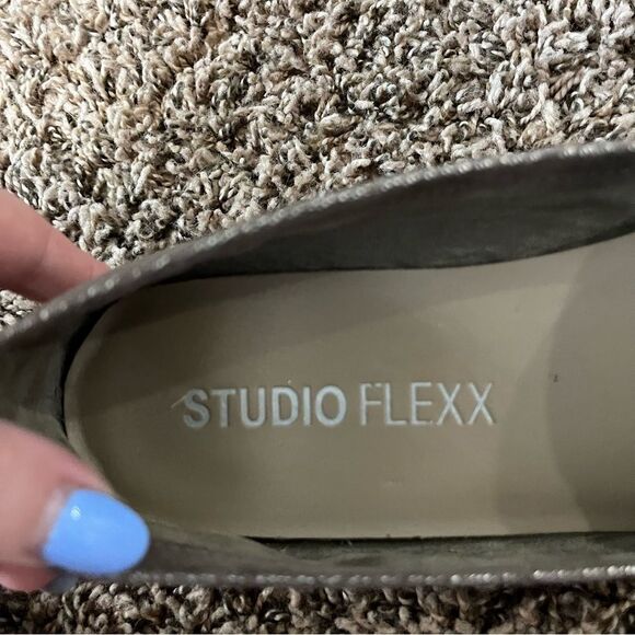 Studio Flexx metallic slip on - Picture 9 of 12